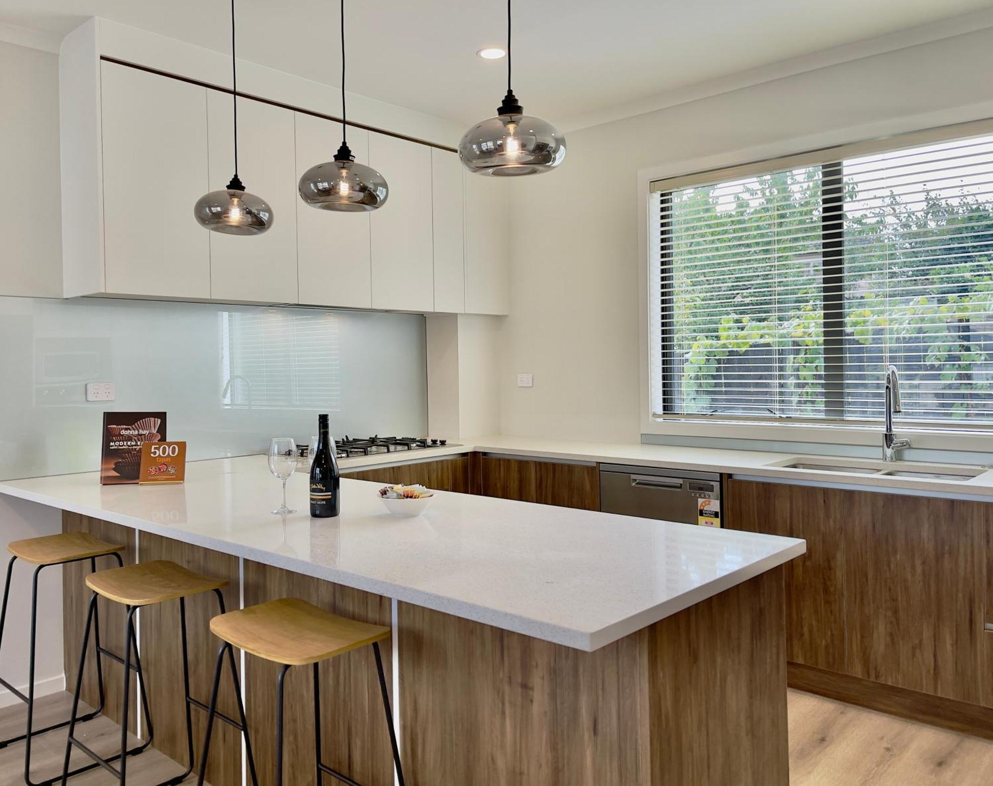 Sky Stars Brand-New Comfortable 3 & 4-Bedroom Houses Auckland Exterior photo